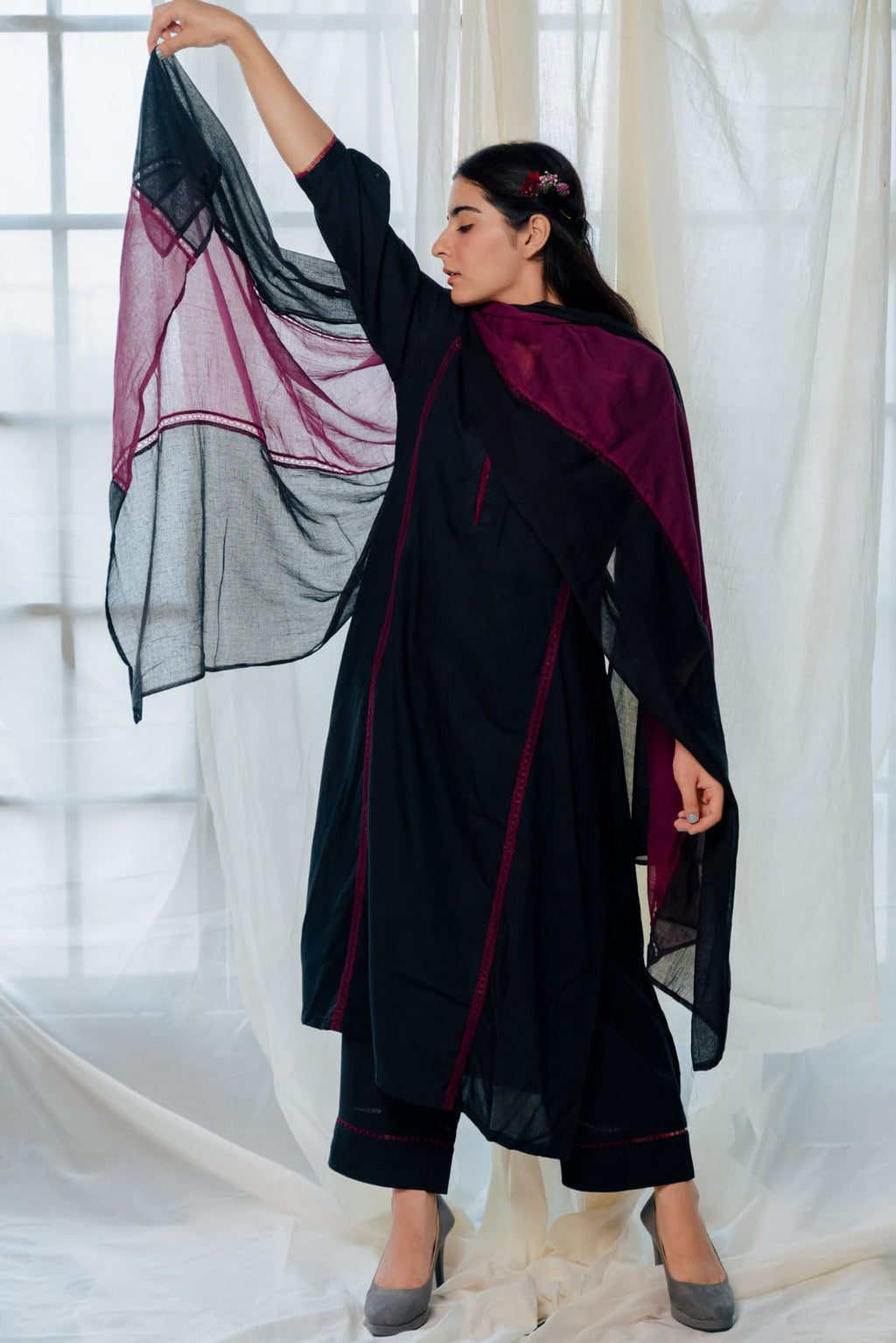 Anni Designer Women'S Rayon Viscose A-Line Solid Kurta With Pant & Dupatta