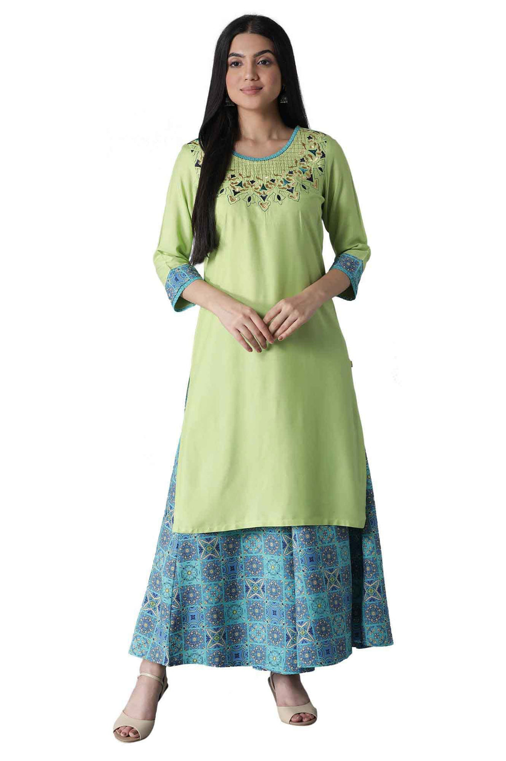 Green Embroidered Solid Kurta-Culottes Set