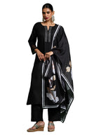 Varanga Women Thread Embroidere Yoke With Lace Detailing Kurta And Trouser With Dupata