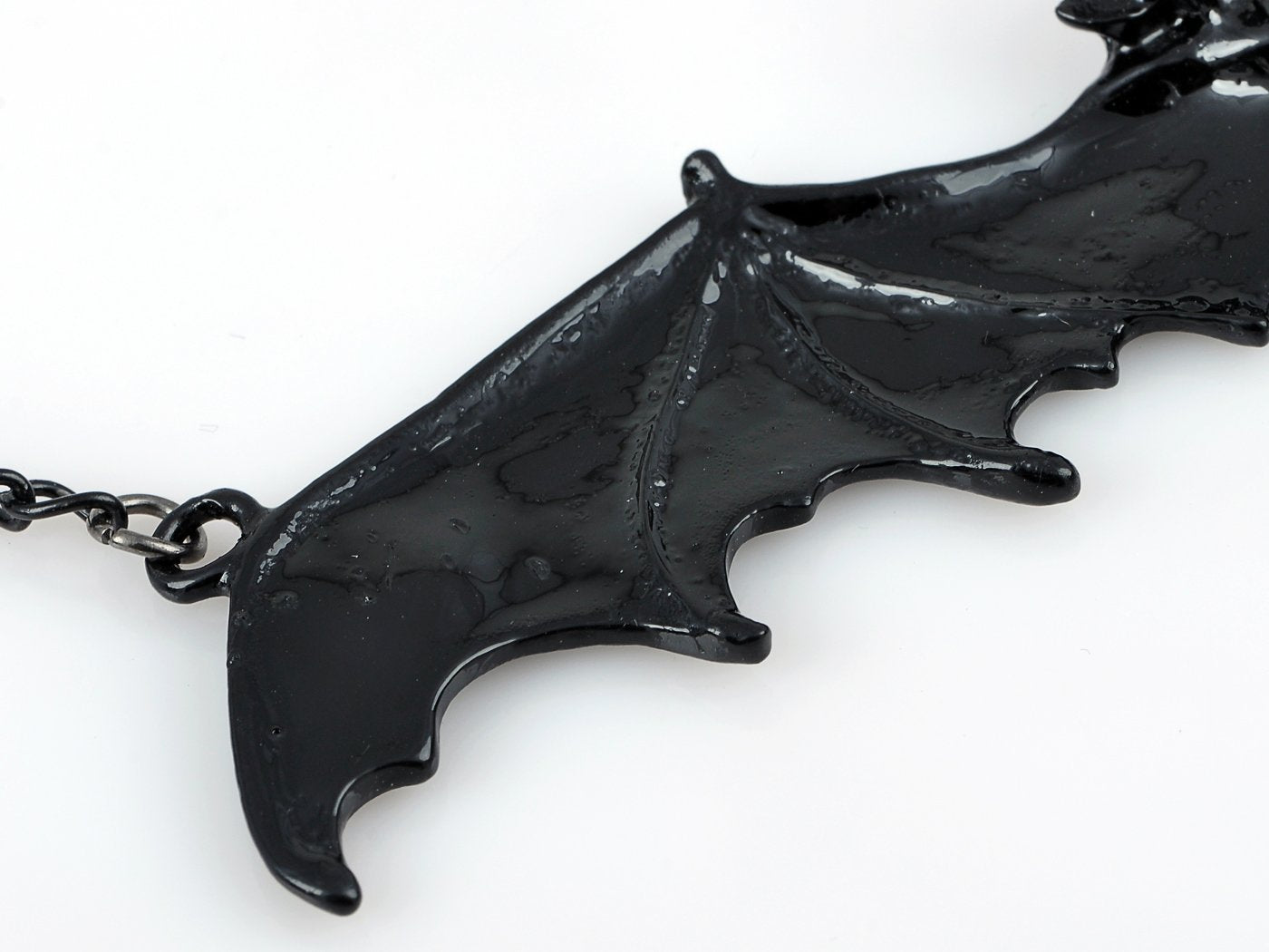 Alilang Frightening Halloween Enamel Paint Flying Bat Metal Chain Pendant Necklace