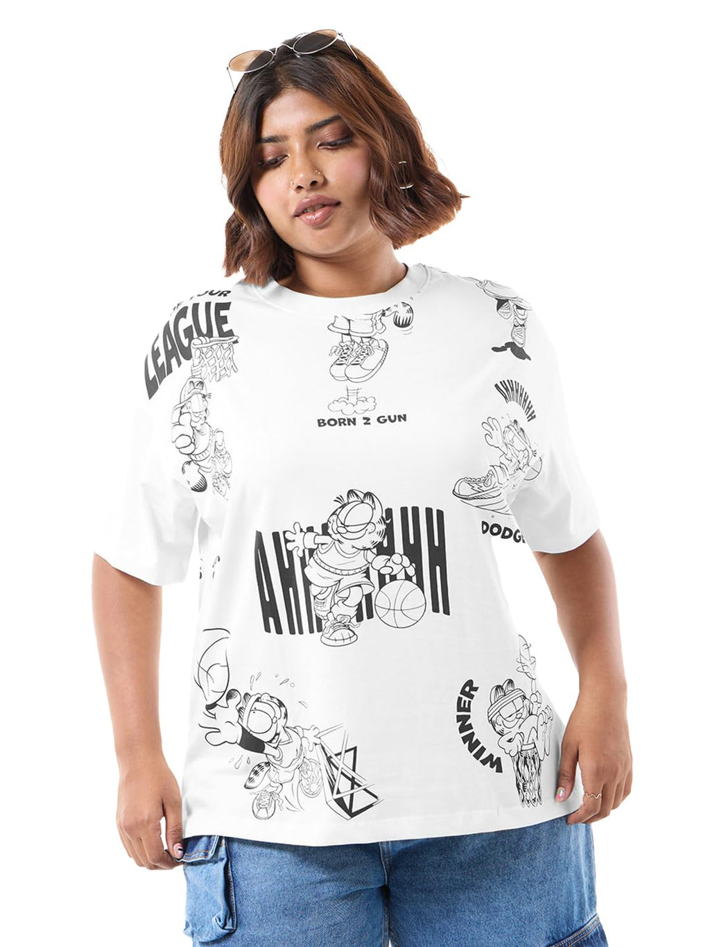 Bewakoof Official Garfield Merchandise Womens Graphic Print Oversized Fit Half Sleeve Round Neck Pure Cotton Plus Size T-Shirt_