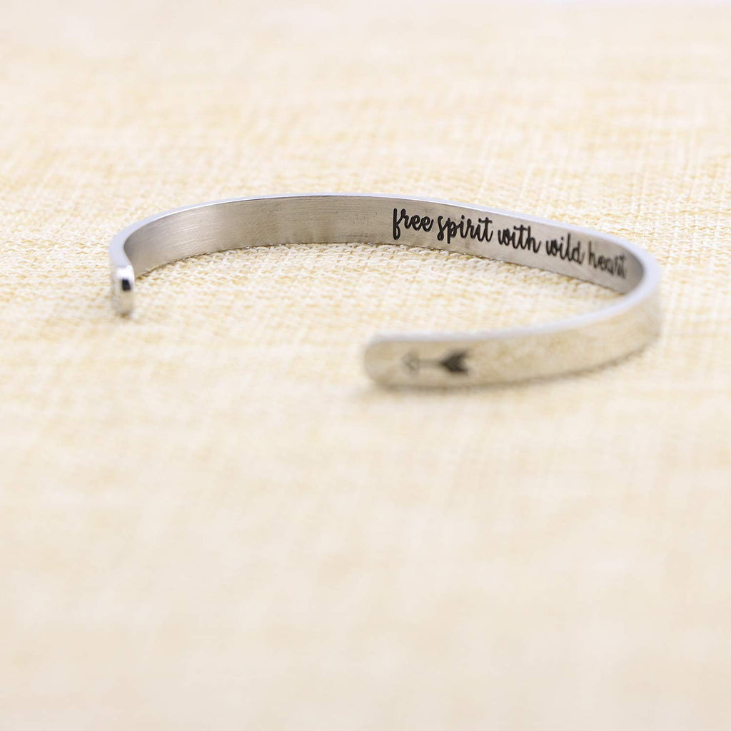 JoycuFF Inspirational Gifts for Women Birthday Gifts for Her Encouragement Bracelets for Women Christmas Graduation Gifts