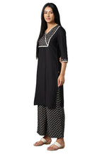 Aurelia Women Solid Crepe Kurta Set With Palazzos
