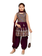 Aarika Girls Ethnic Wear Purple Colour Thread Sequin Embroidery Georgette Kurti Patiala Set With Sling Bag (4-10 Years)