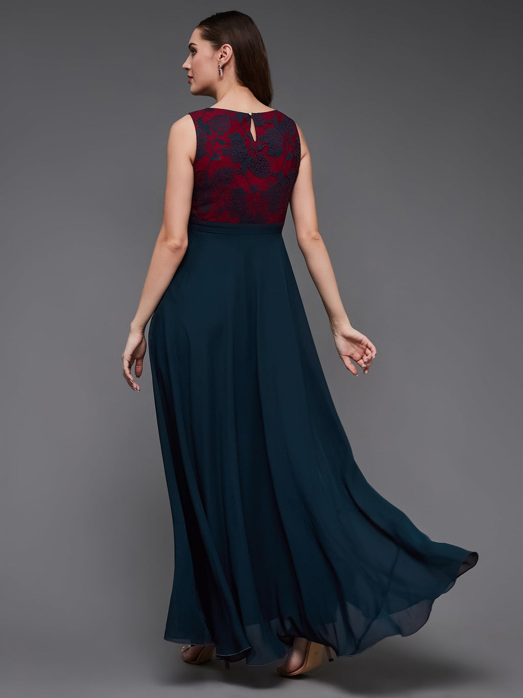 Miss Chase WomenS Round Neck Sleeveless Georgette Floral Lace Fit & Flare Maxi Dress Teal