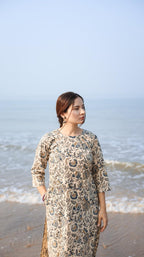 ANNI DESIGNER Ladies Rayon Printed Kurta with Trousers, cream, XL