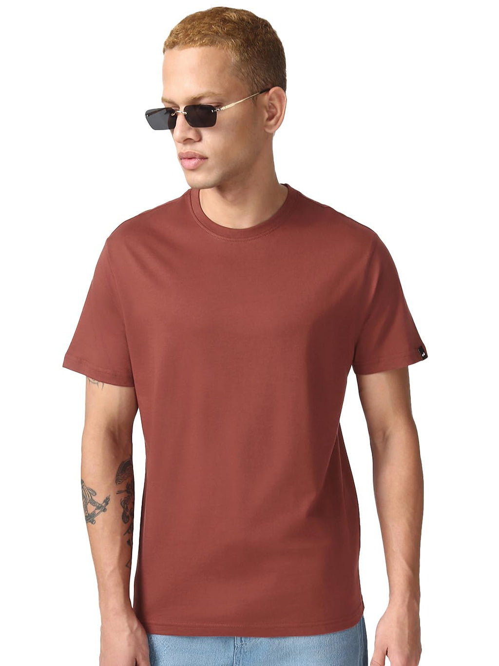 Bewakoof Mens Solid Regular Fit Half Sleeve Round Neck Cotton Jersey T-Shirt_646800_Red_XL