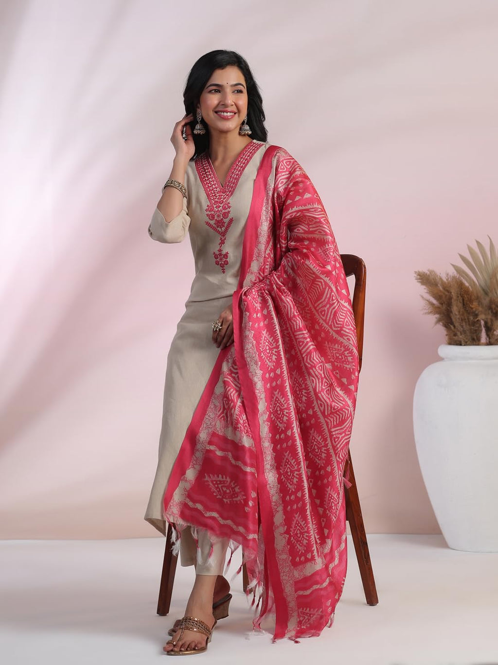 ANNI DESIGNER Women s Rayon Blend Kurta with Trousers and Dupatta, Pink, XL