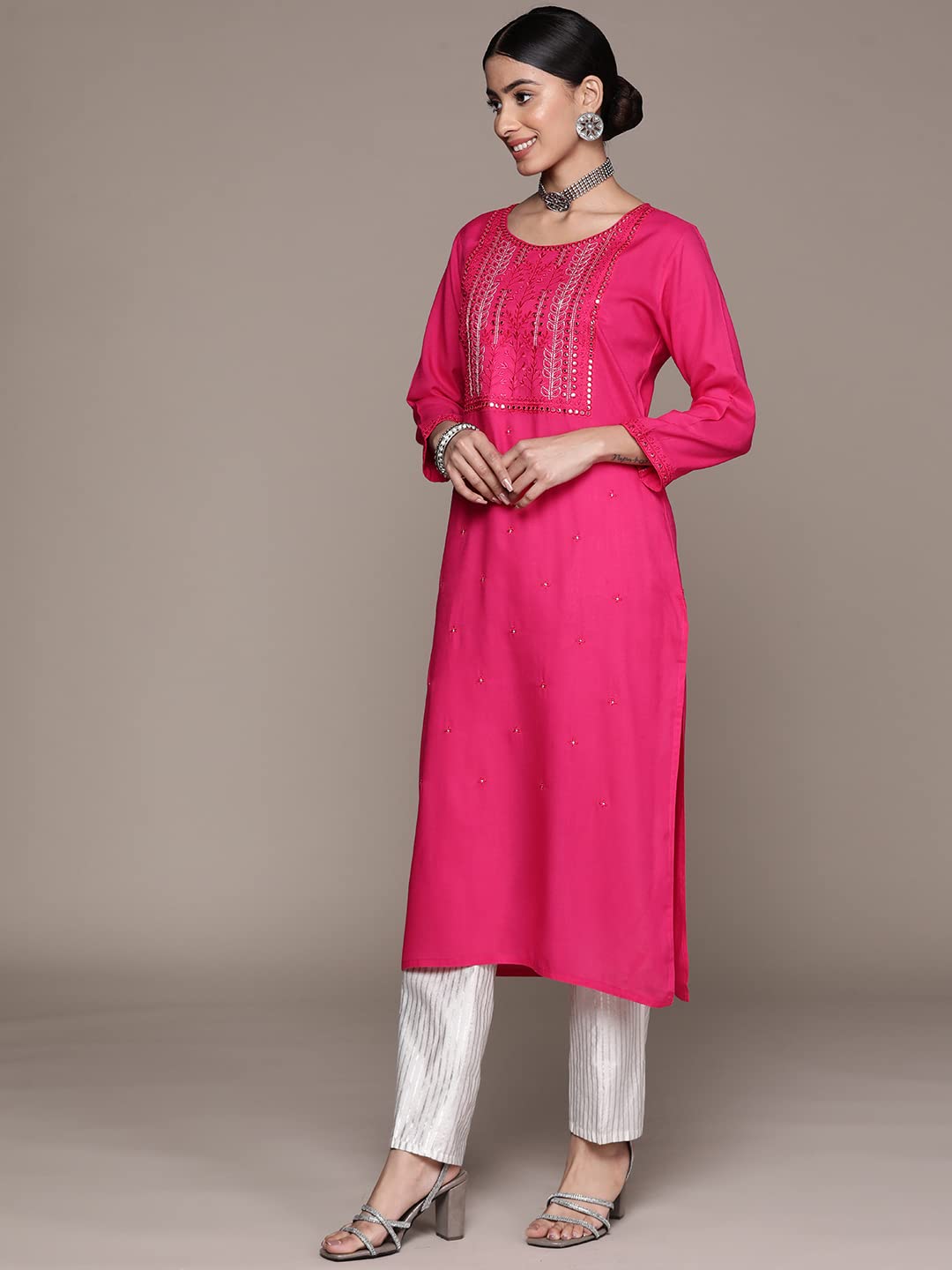 Ishin Women'S Viscose Straight Embellished Straight Kurta