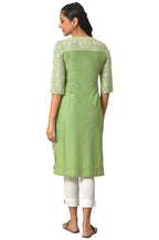 Aurelia WomenS Floral Printed Printed Regular Green Cotton Kurta