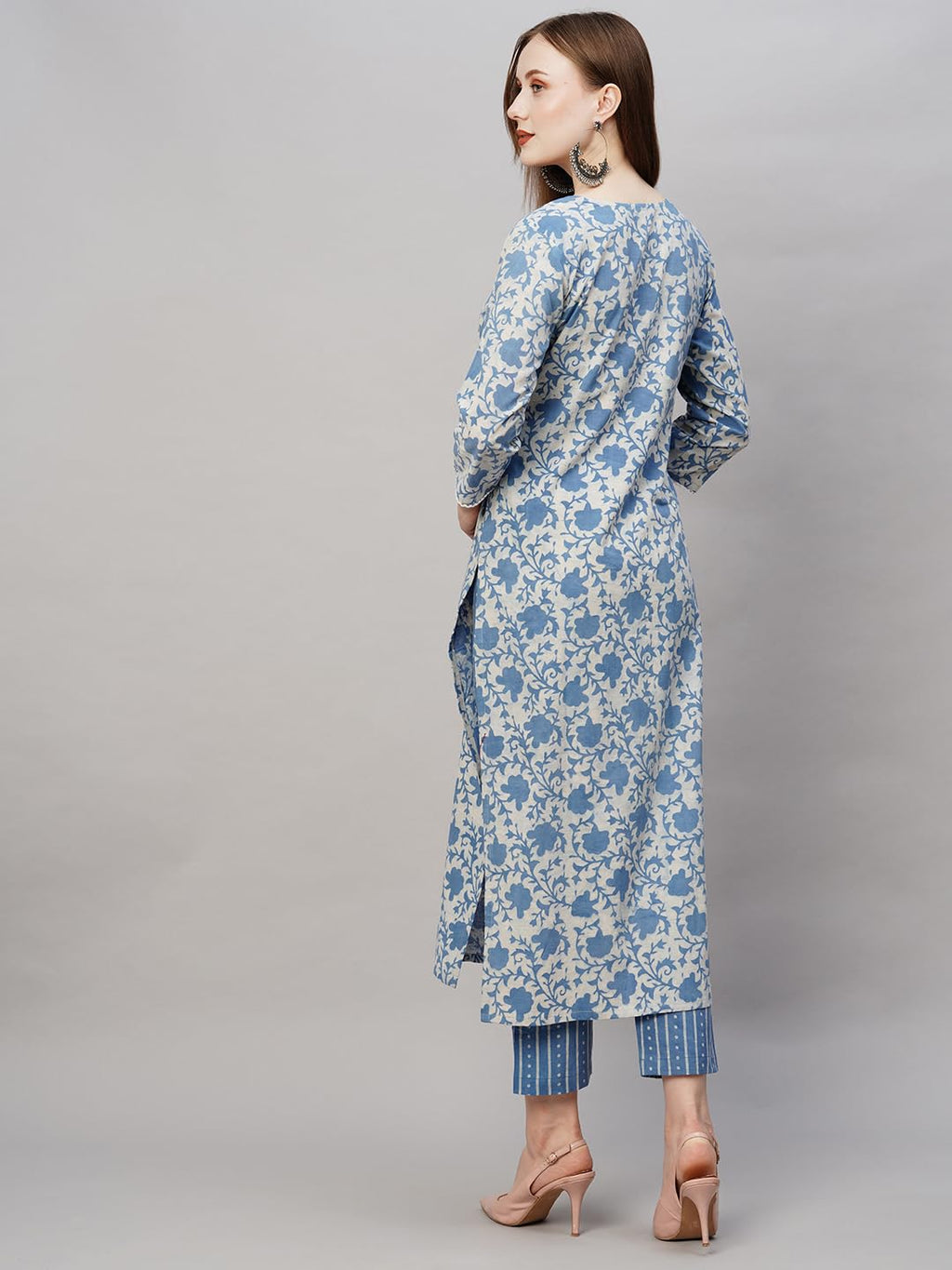 ANNI DESIGNER Womens Cotton Blend Printed Straight Kurta with Pant (Mung Blue_XL_Blue_X-Large)