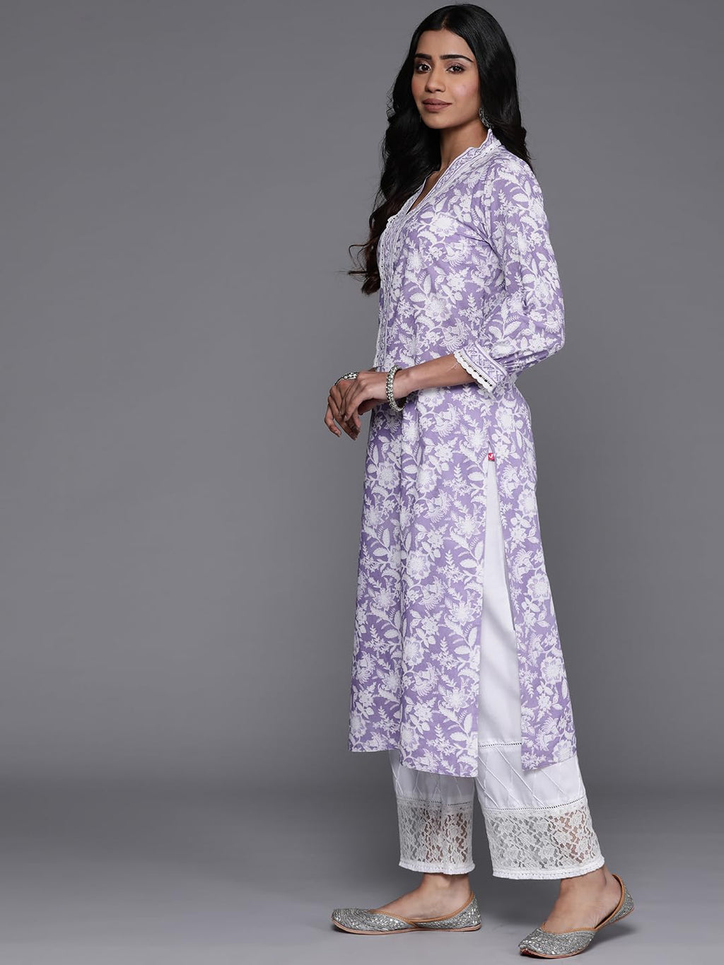 Varanga Women Floral Printed V-Neck With Lace Detail Kurta