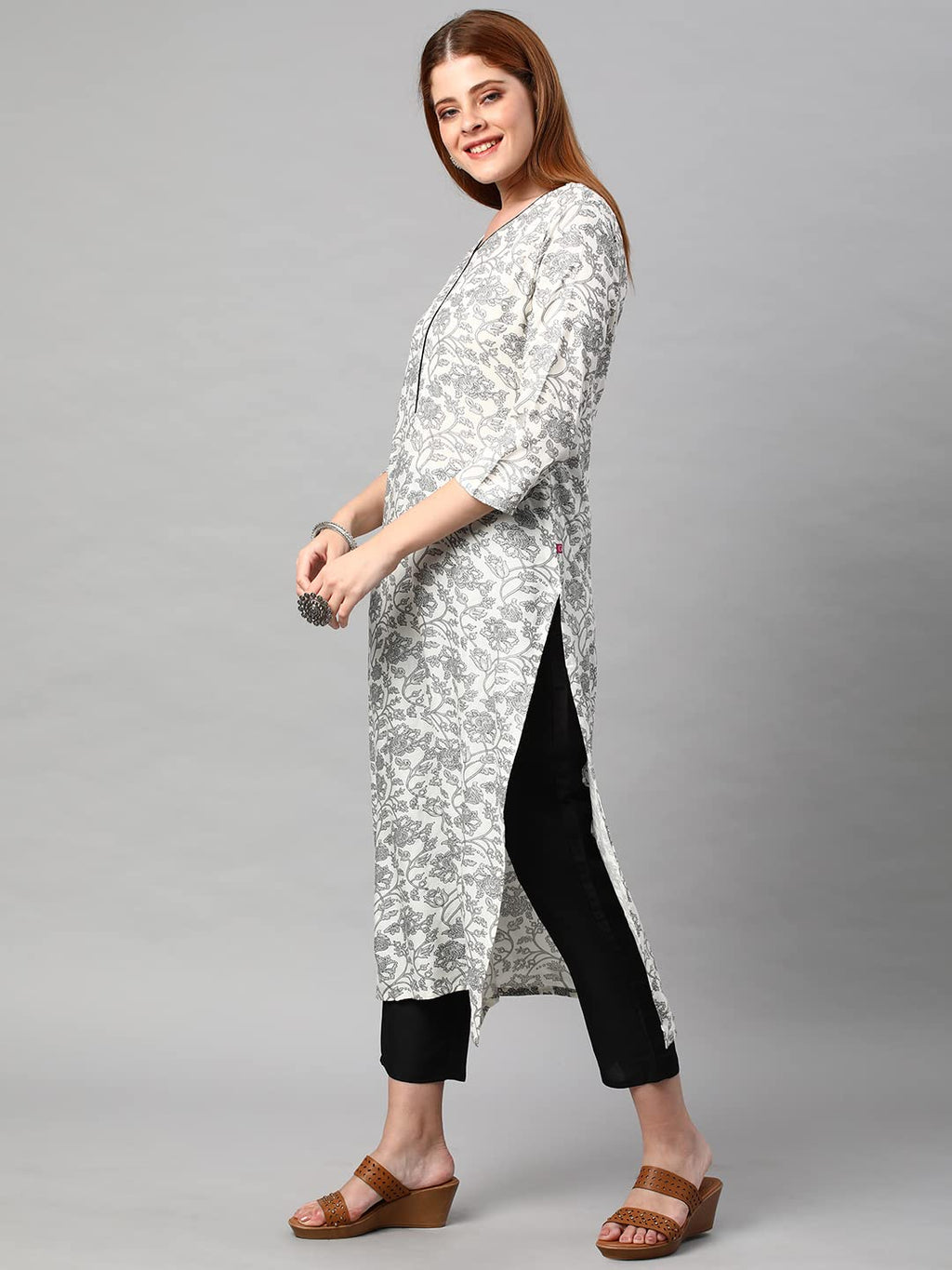 ANNI DESIGNER Womens Cotton Blend Traditional Straight Printed Kurta and Pant Set (AMD 31-Grey_L_Grey_Large)