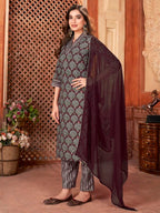 Sanisa Women'S Rayon Blend Digital Printed Straight Kurta Set With Dupatta