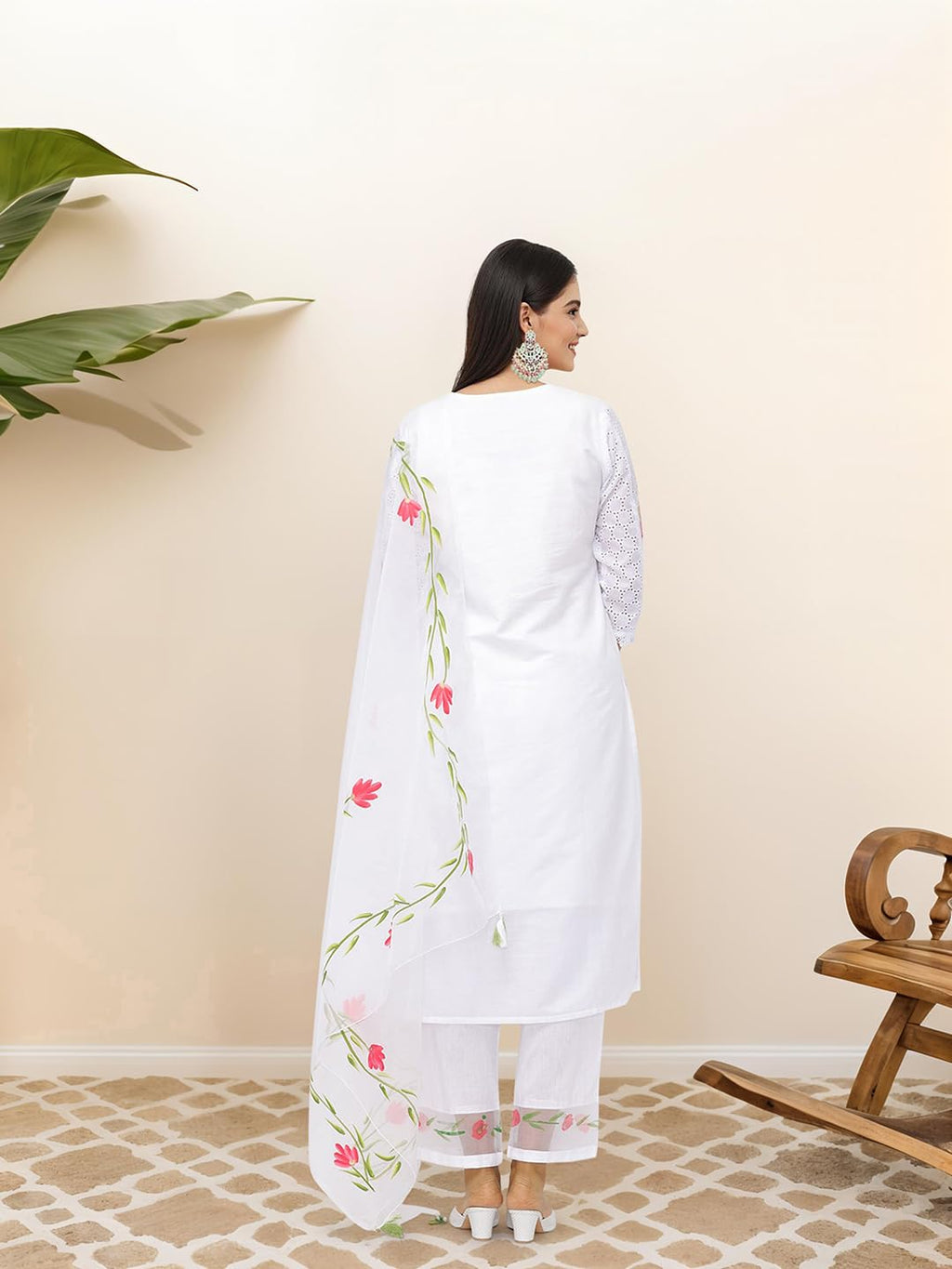 Ishin Thread Work Floral Design Schiffli Straight Kurta With Pants And Dupatta