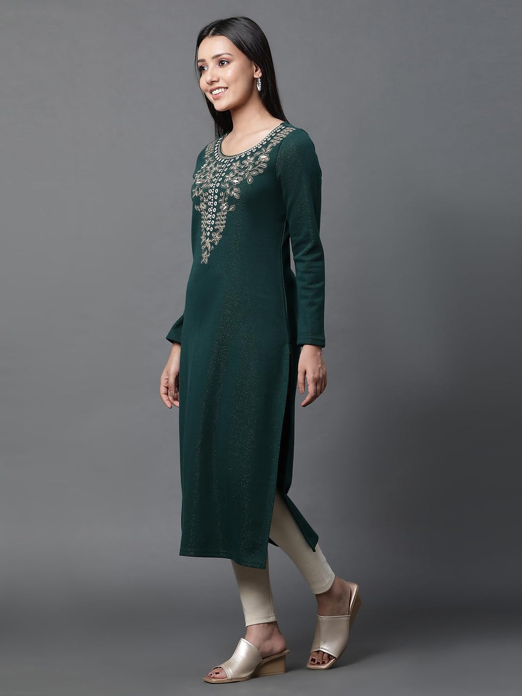 Aurelia Green Embroidered Winter Kurta And Tights Set