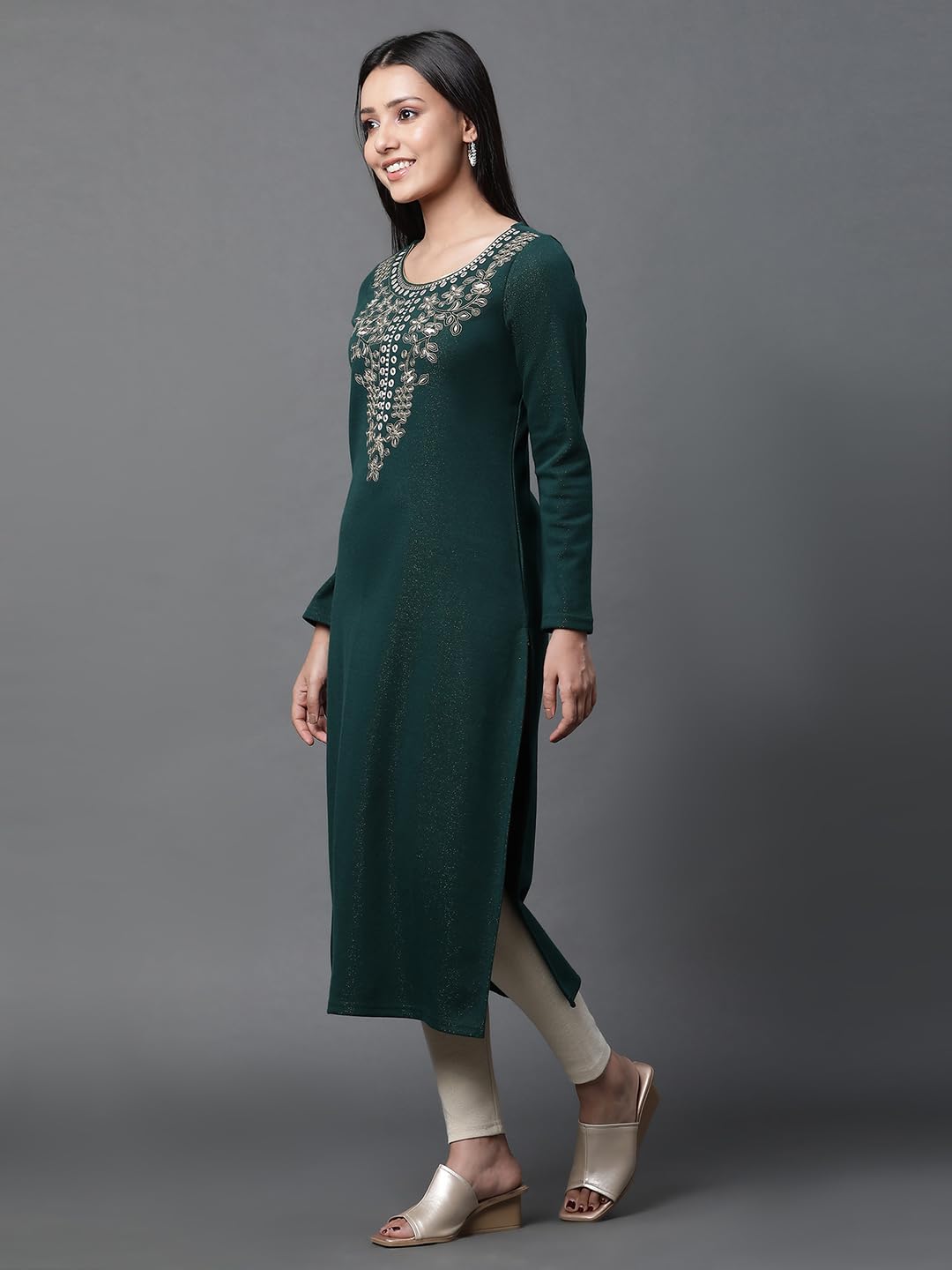 Aurelia Green Embroidered Winter Kurta And Tights Set