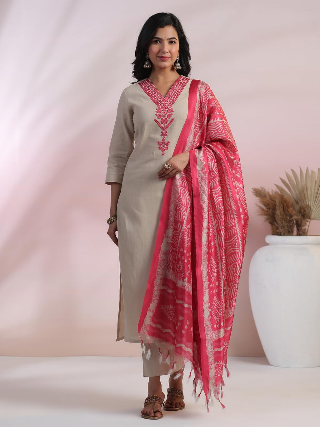 ANNI DESIGNER Women s Rayon Blend Kurta with Trousers and Dupatta, Pink, XL
