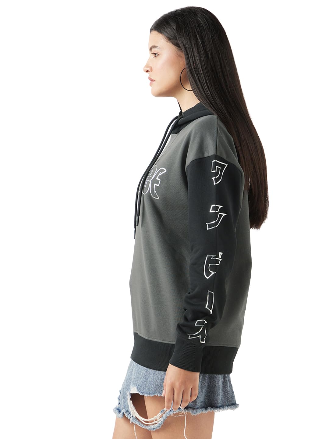 Bewakoof Official One Piece Merchandise One Piece WomenS Graphic Print Oversized Fit Full Sleeve Hooded Fleece Blend Hoodies_641