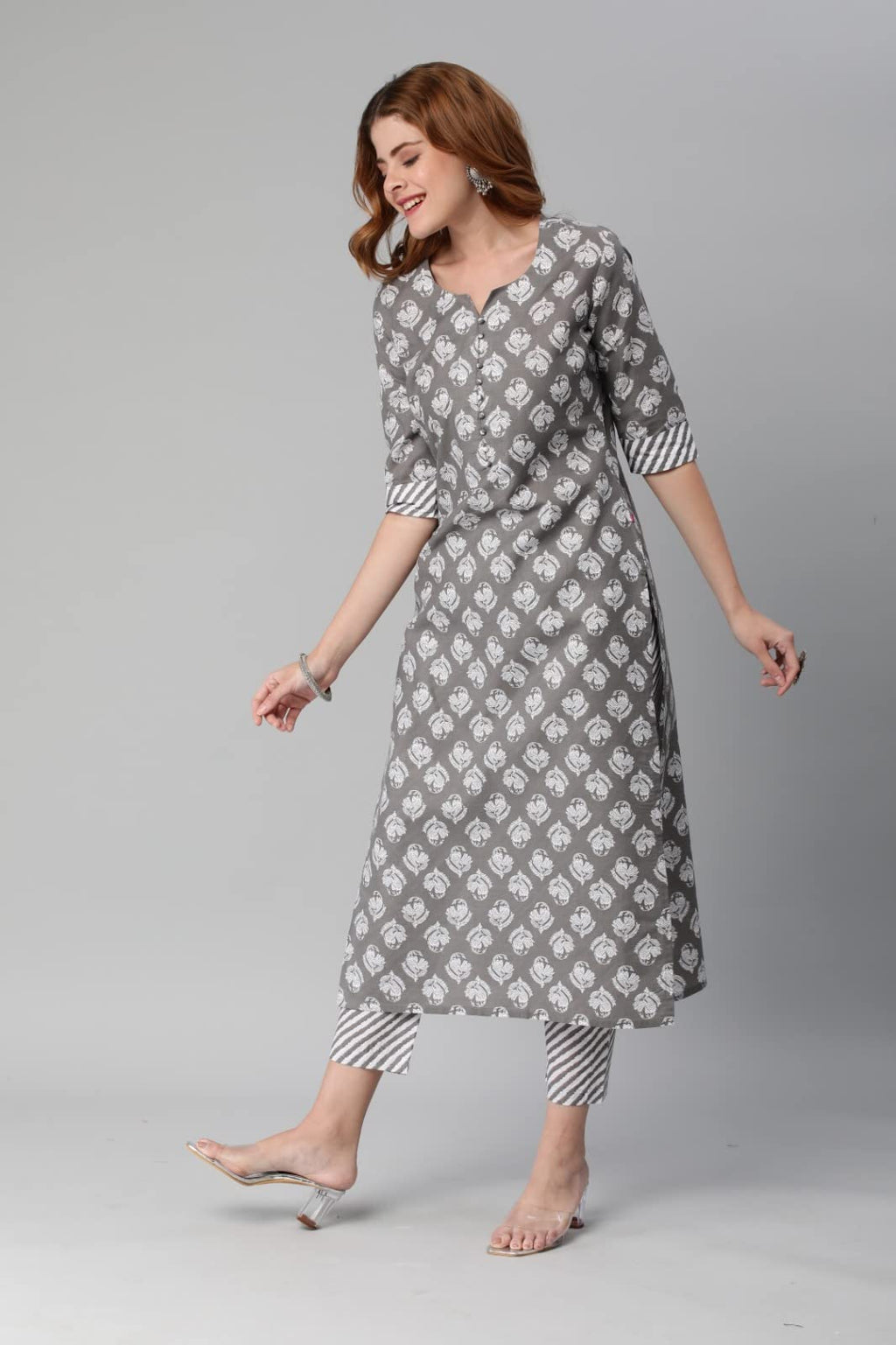 ANNI DESIGNER Womens Cotton Blend Printed Straight Kurta with Pant (Funnu Grey-Nw_XXL_Grey_XX-Large)