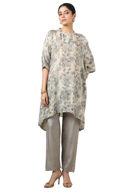 Soch Women Pattern: Botanical Fabric: Muslin Package Contains: Kaftan Pant