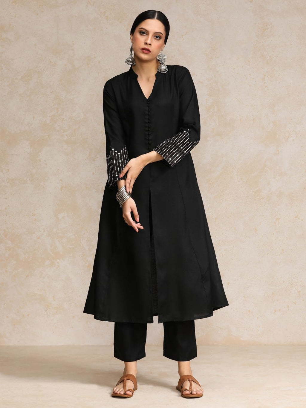 Varanga Black Mandarin Witn V Neck Anarkali Front Slit Detailing With Trouser