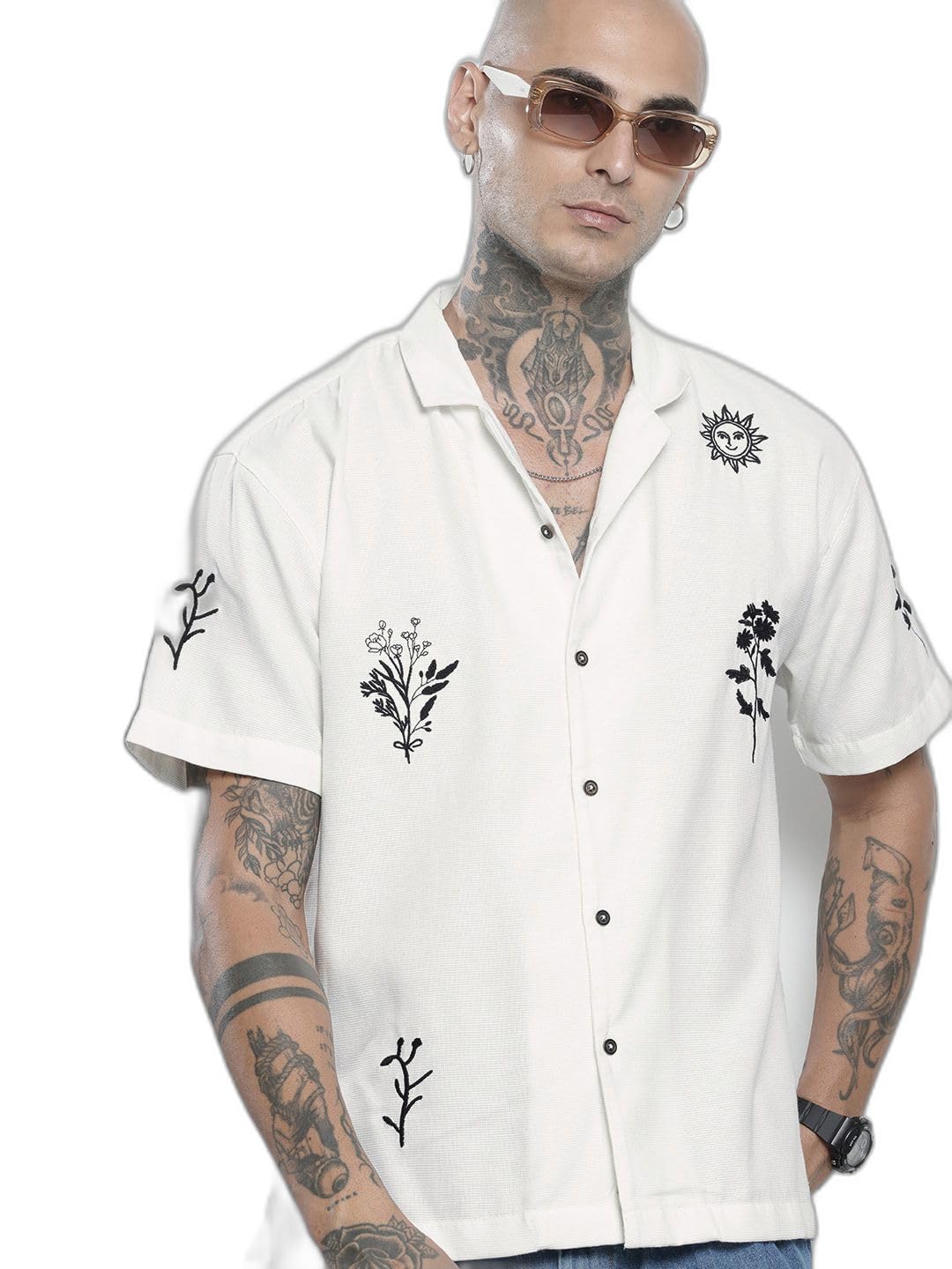 The Indian Garage Co Mens Relaxed Fit Solid Resort Wear Sweater