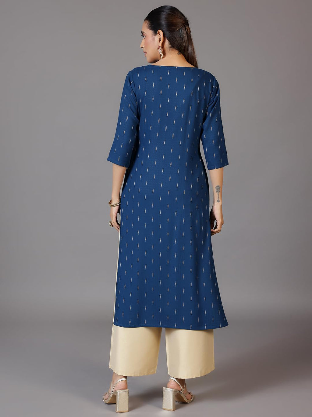 Libas WomenS Viscose Rayon Yoke Design Straight Kurta (26972R Blue