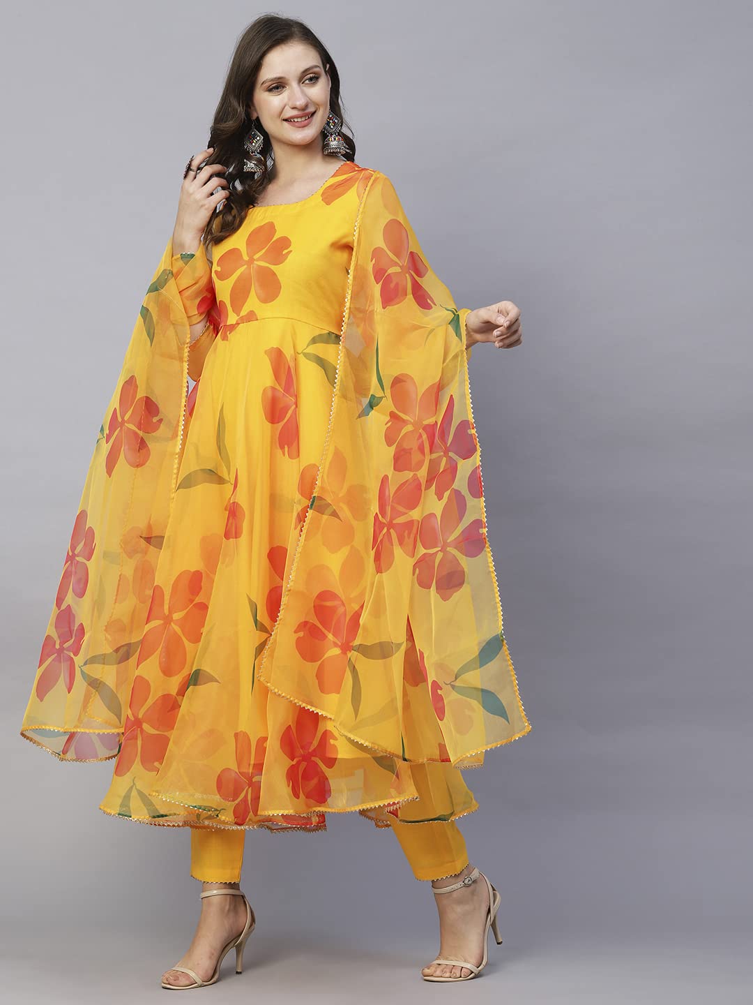 Gosriki Women Cotton Kurta Pant With Dupatta