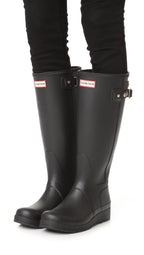 Hunter Women's Original Tall Black Rain Boots - 7 B(M) US