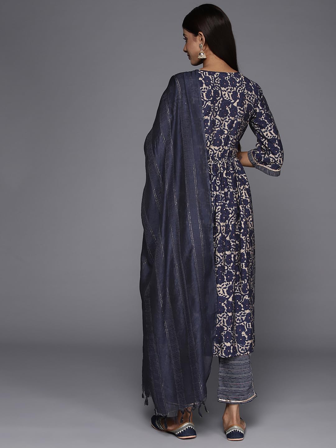 Libas WomenS Silk Blend Kurta Sets (34649_Blue