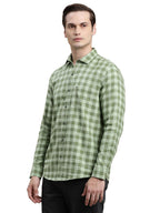 Turtle Men Green Checkered Full Sleeve Slim Fit 100% Cotton Casual Shirt