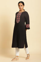 W For Woman Black Embroidered Rayon Blend Straight Long Kurta