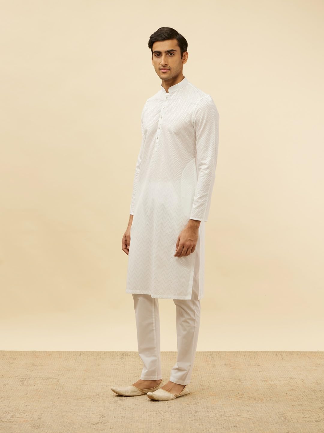 Manyavar Mens White Cotton Checks Kurta Pyjama Set