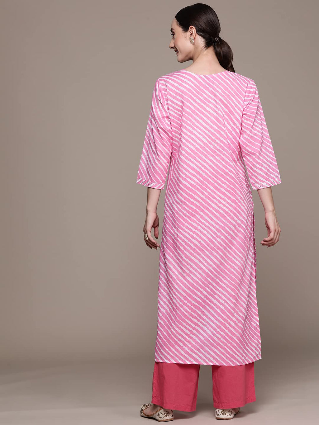 Ishin Women'S Cotton Blend Sea Green Leheriya Printed A-Line Kurta