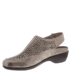 Easy Spirit Women's Dawn Clogs, Latte, 10 Wide