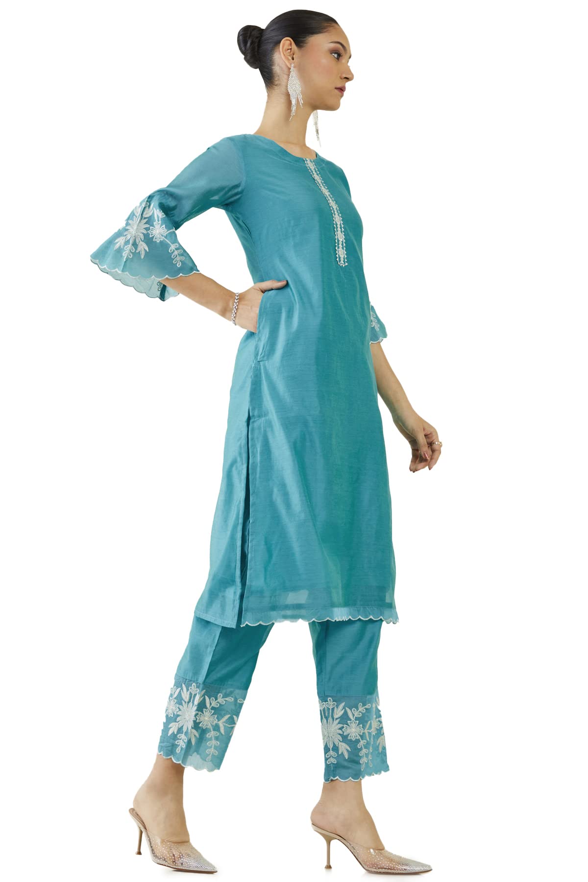 Soch Women Blue Chanderi Solid Kurta Set