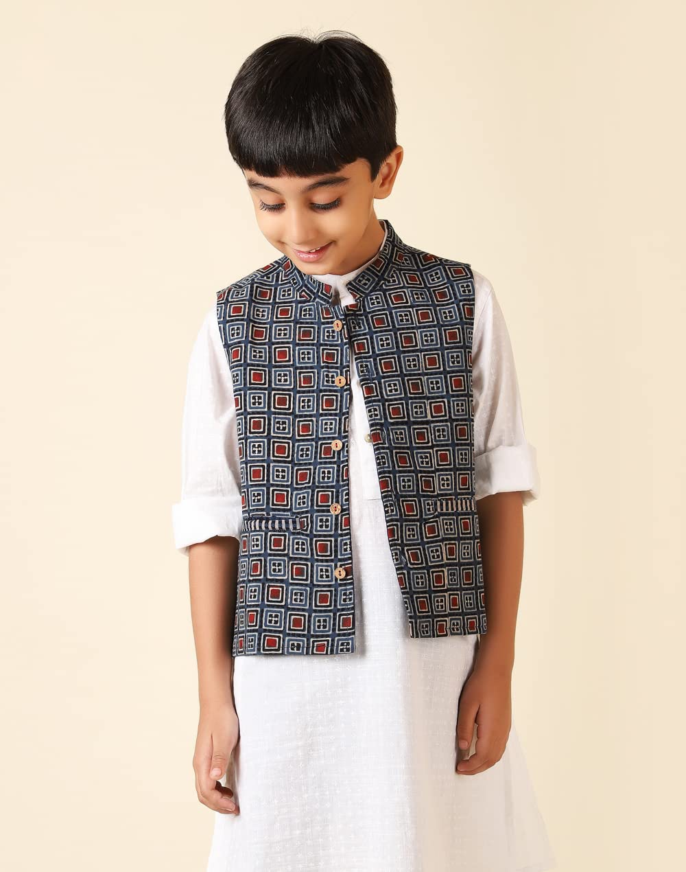 Fabindia Boys Blue Cotton Printed Jacket (100035501