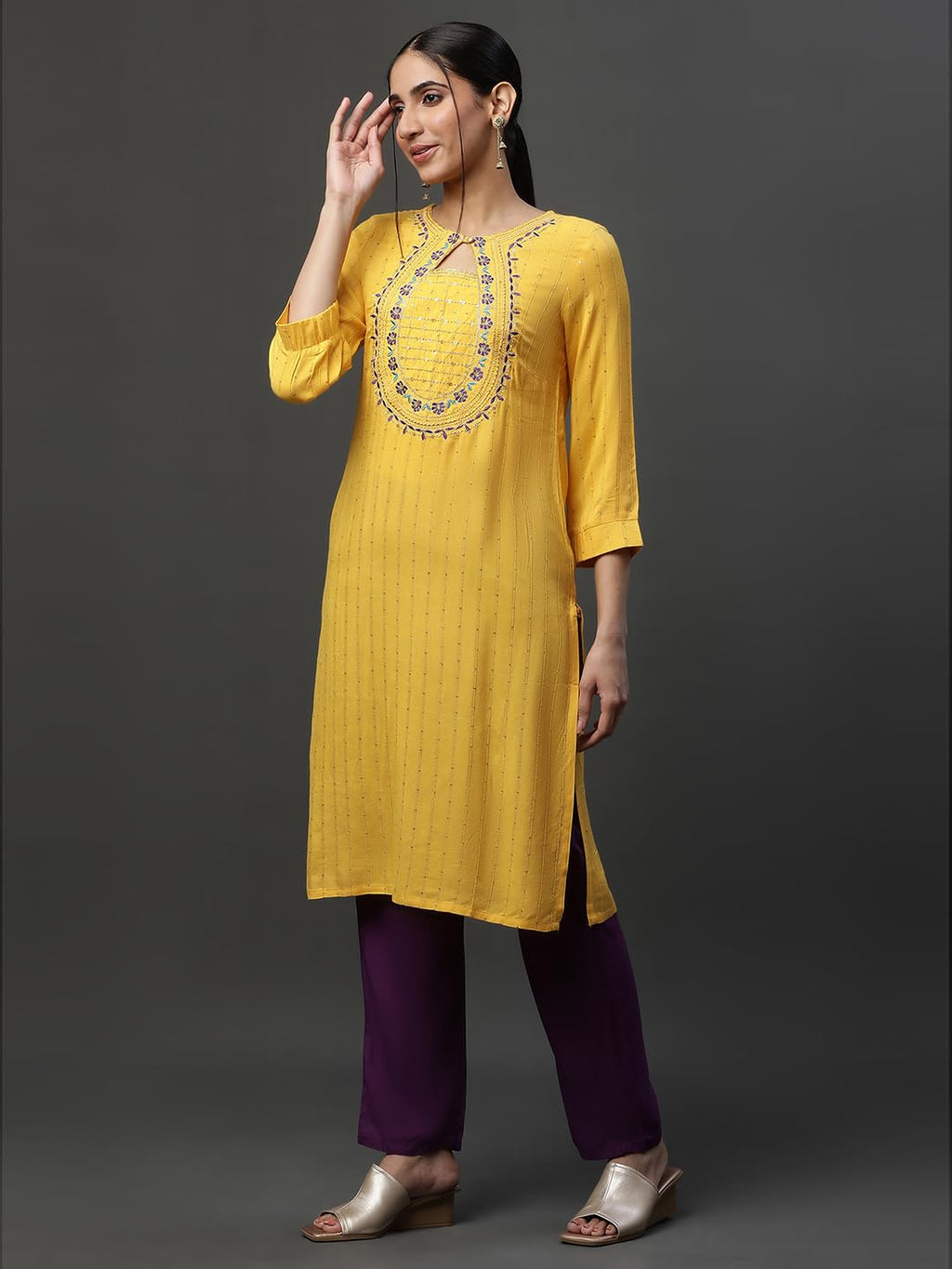 Aurelia WomenS Viscose Regular Kurta (23Aua14541-704652_Yellow