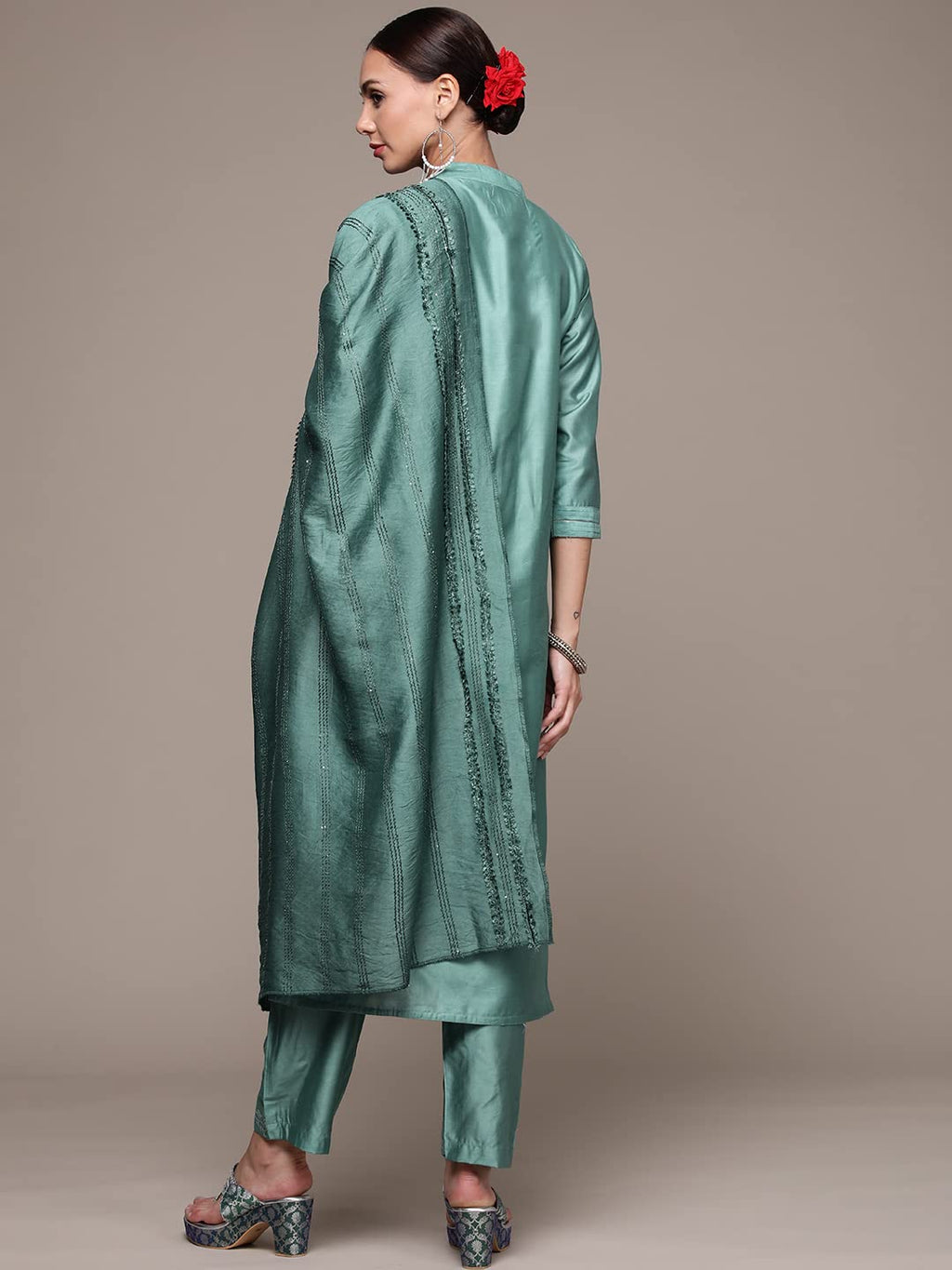 Anubhutee Women'S Handwork Silk Blend Kurta Set With Trousers And Dupatta