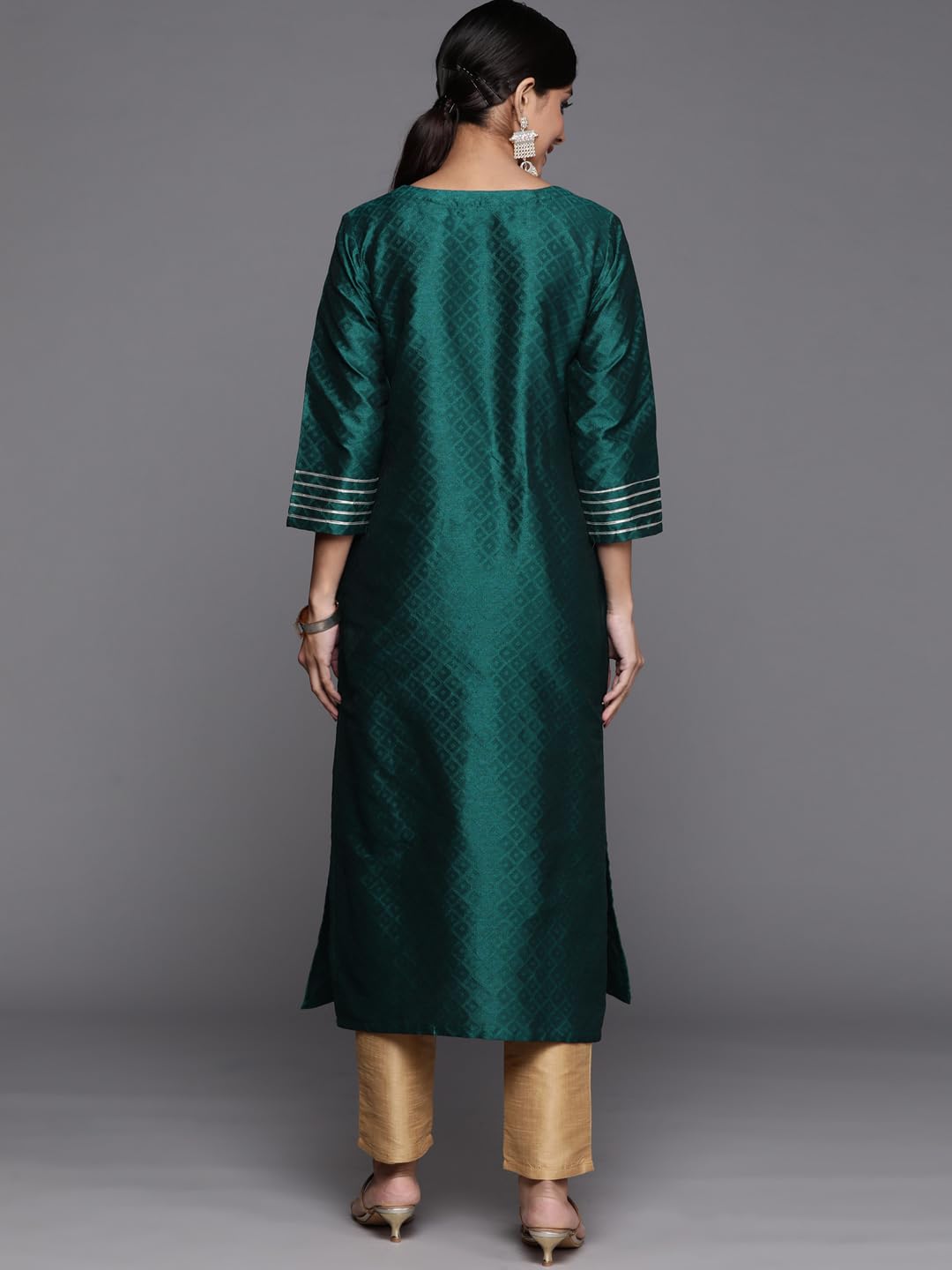 Varanga Women'S Chanderi Solid Regular Kurta