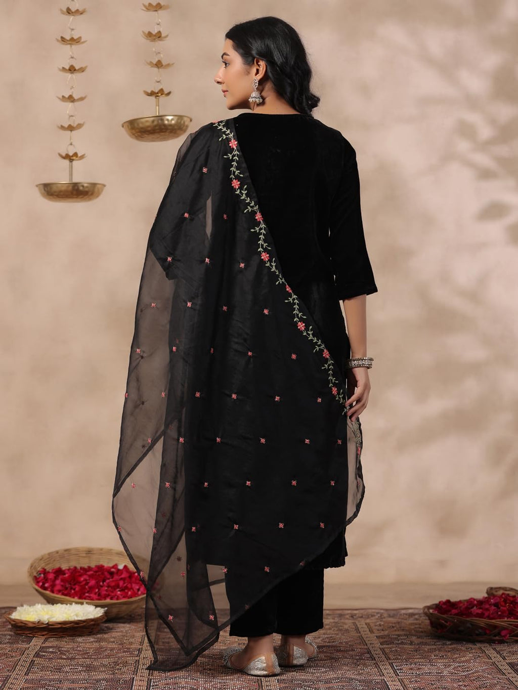 Ishin WomenS Velvet Woven Design Black Kurta Set