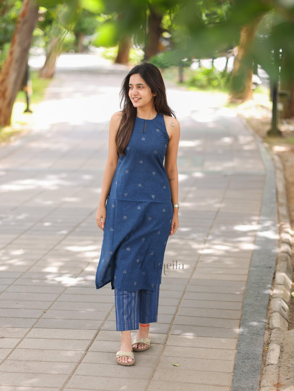 ANNI DESIGNER Womens Rayon Viscose Straight Printed Kurta with Pant (Palakad Blue_XXL_Blue_XX-Large)