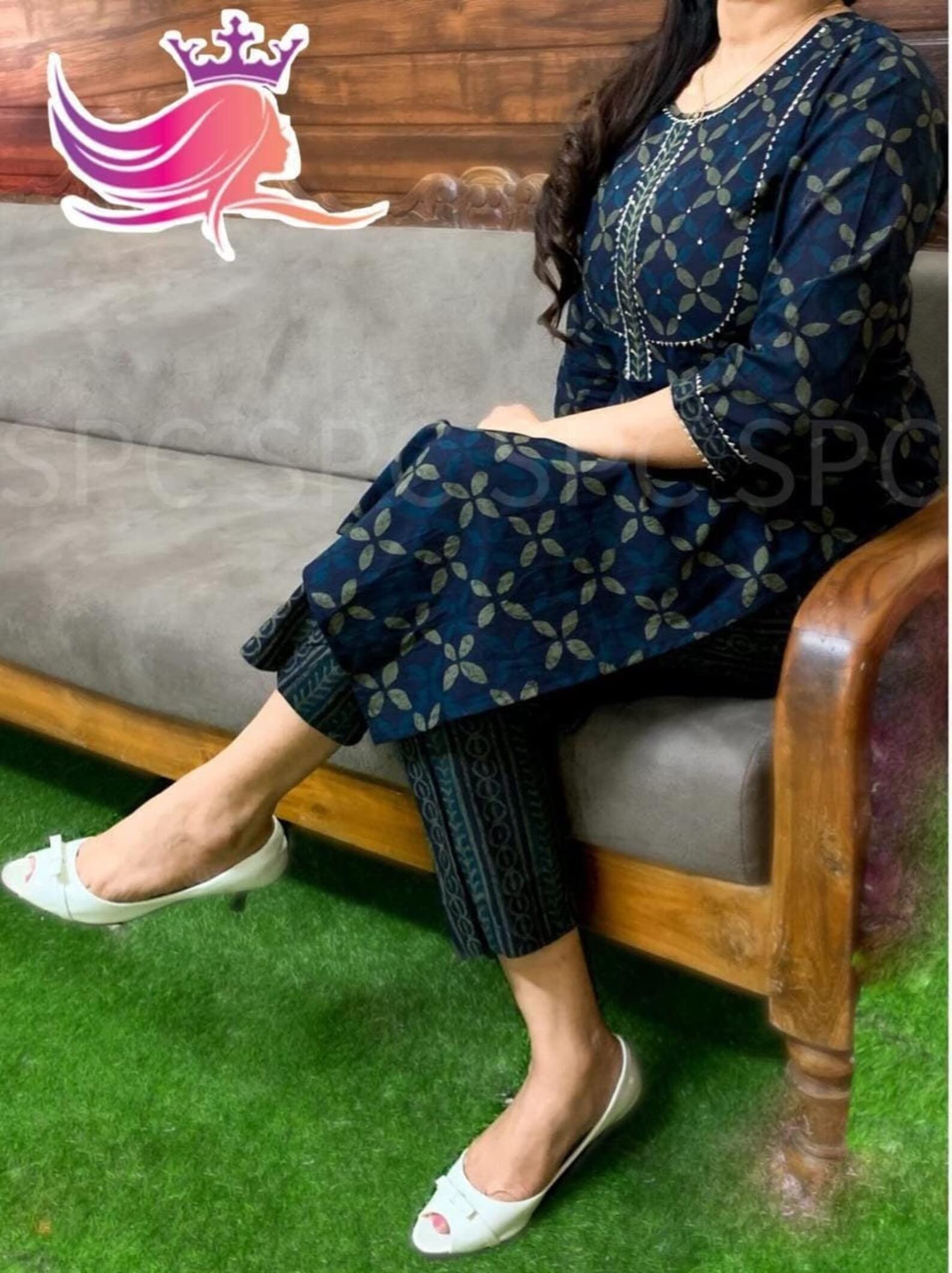 Anni Designer Women'S Polycotton Straight Kurta With Pant (Minhaj)