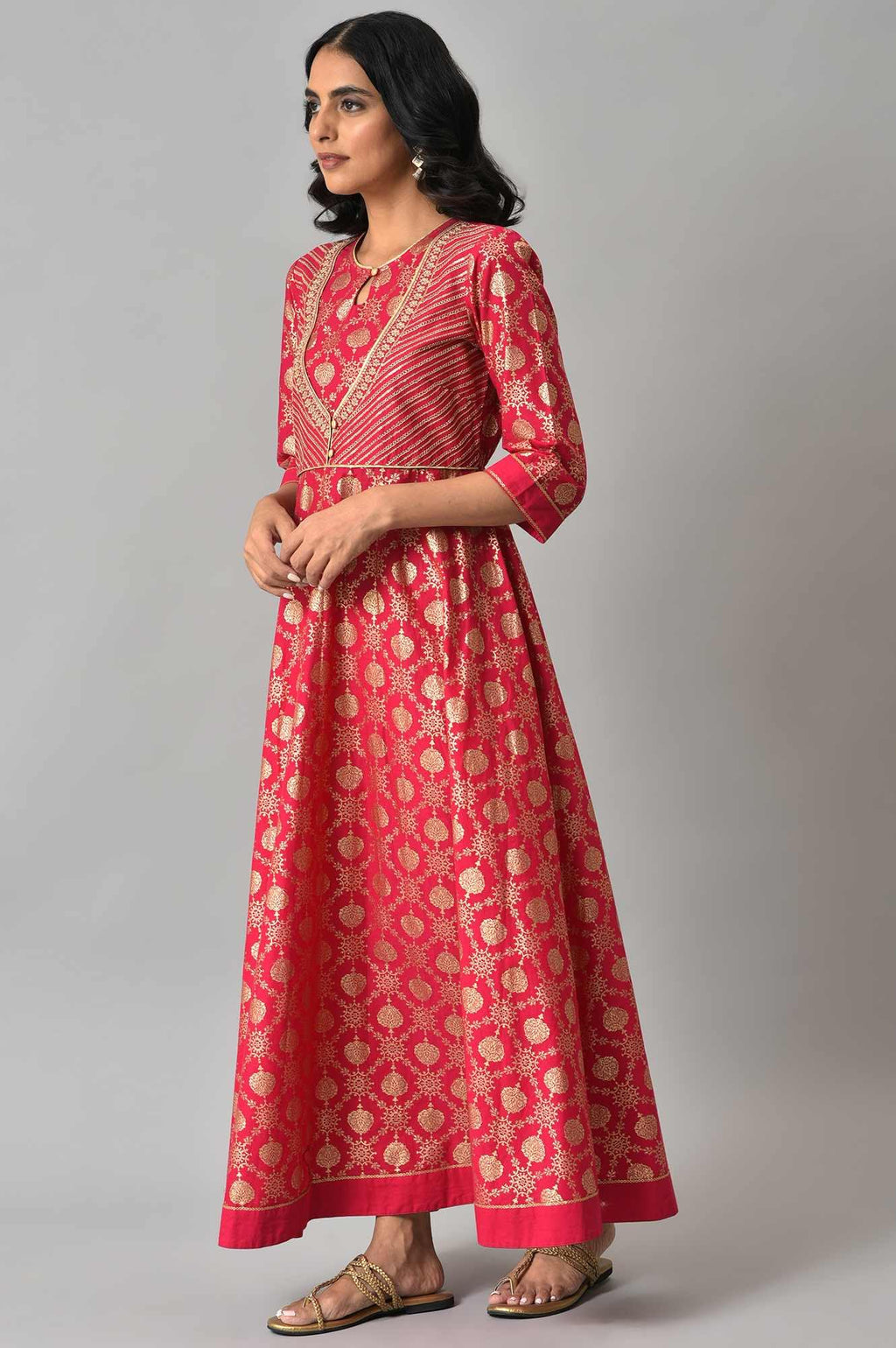 Aurelia Pink Foil Pattern Cotton Kurta With Zari Embroidery
