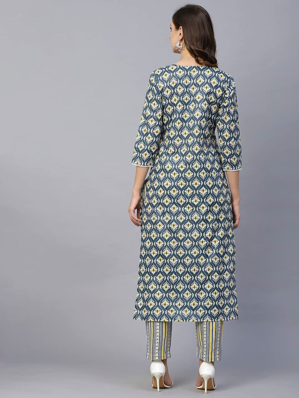 ANNI DESIGNER Womens Cotton Blend Straight Printed Kurta with Pant Set (Tbh Blue_L_Blue_Large)