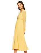 Aurelia Womens Round Neck Solid Embellished Kurta