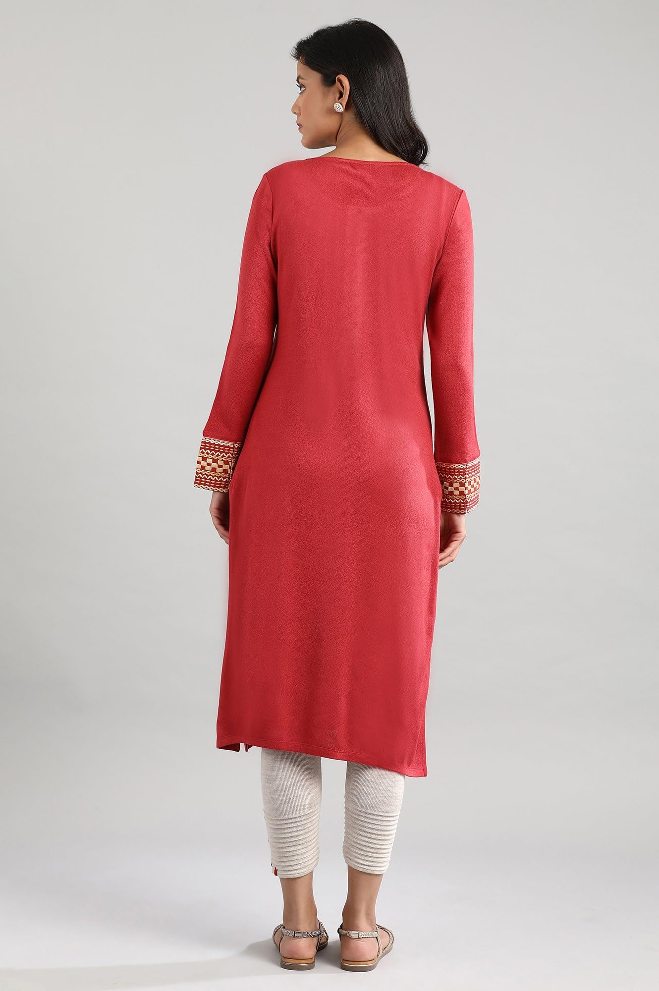Aurelia WomenS Solid Thread Embroidery Straight Kurta | Round Neck Kurta For Women | Solid Kurta For Women | Beautiful Regular F