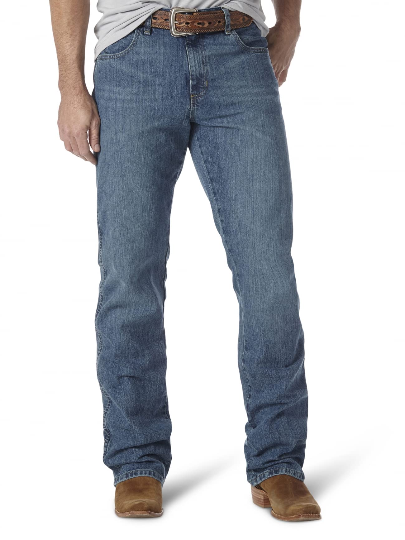 Wrangler Men's Retro Slim Fit Boot Cut Jean, Worn in, 31W x 36L