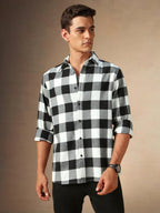Dennis Lingo Men Flannel Check Cotton Relaxed Fit Full-Sleeves Shirts Black